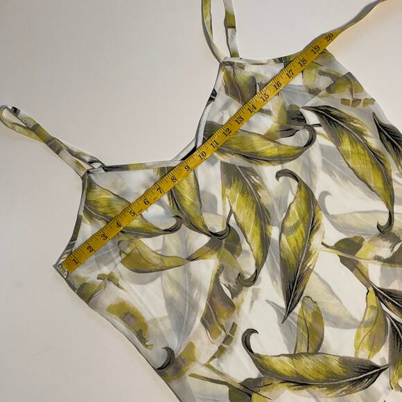 White House Black Market Leaf Print Cami Tank Women's Size 10 Shell Backless Top - Picture 6 of 7